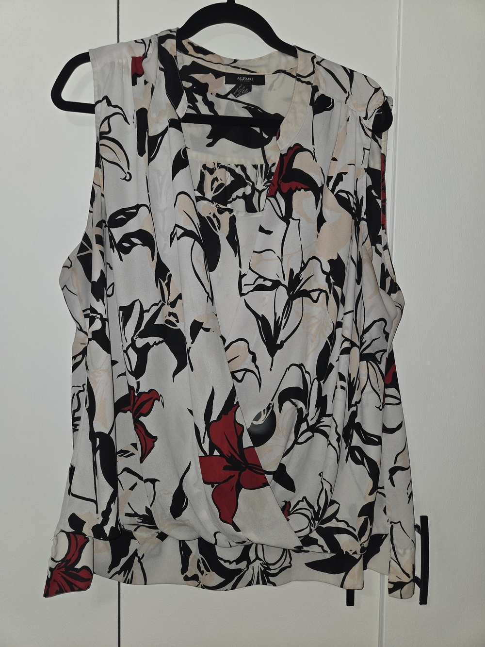 Alfani White Sleeveless Floral Surplice Top with Black & Red Print